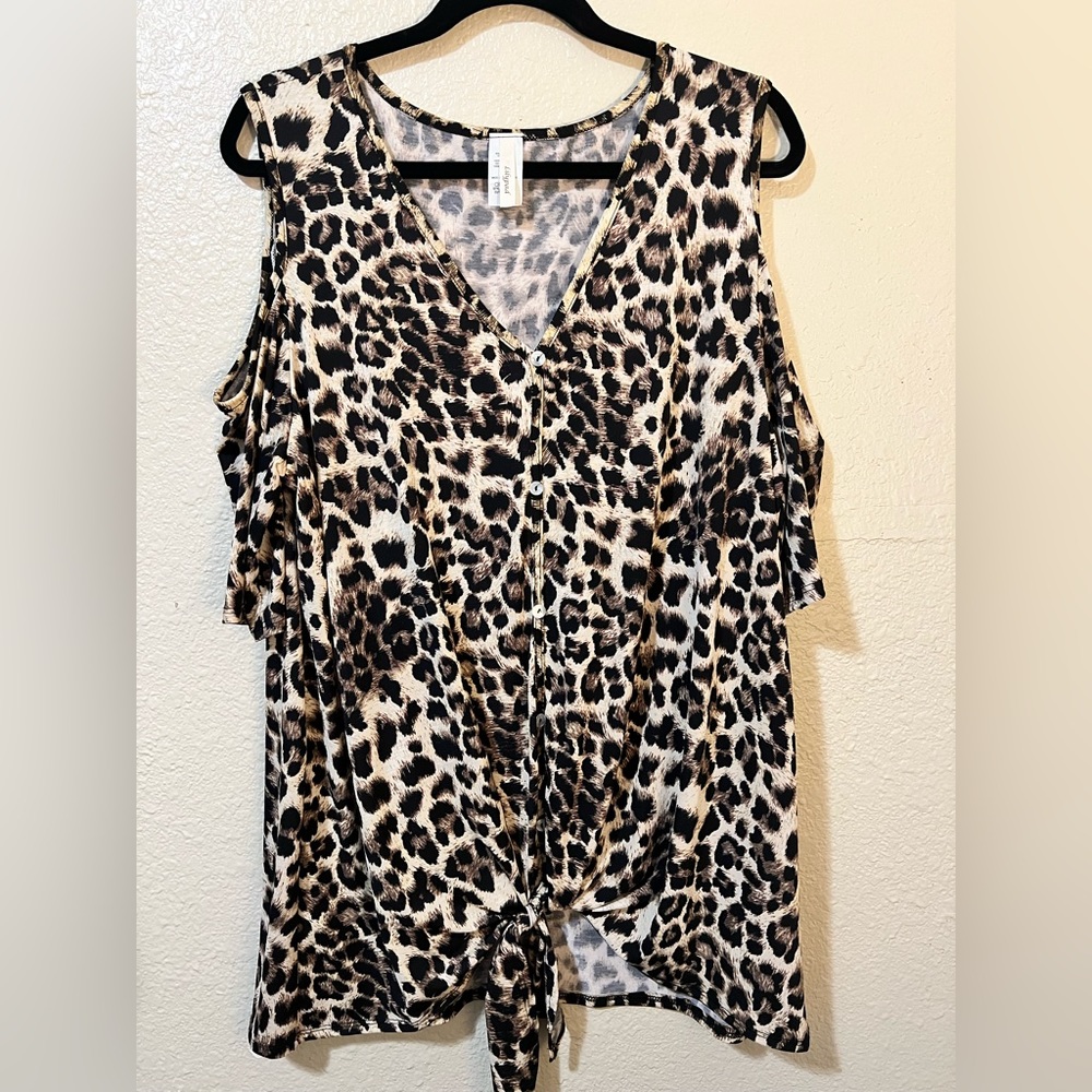 LilyPad Women's Animal Print (Cheetah) Dress Shirt Size 3X